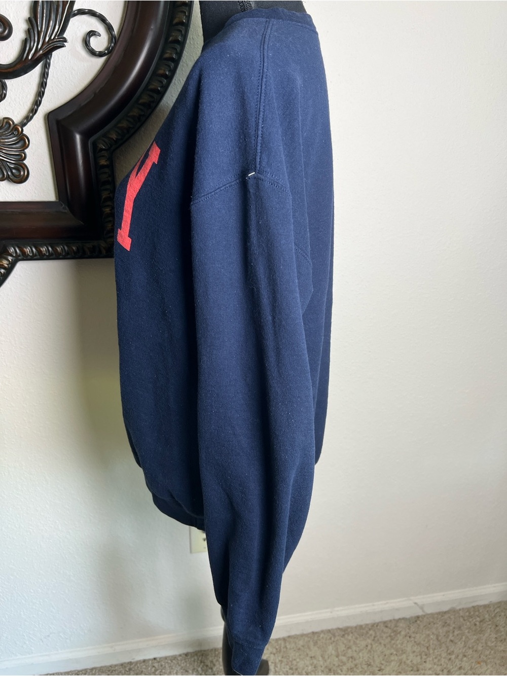 Gildan Unisex Adult Navy Blue Heavy Blend Crewneck Sweatshirt Salty in Red M - Picture 12 of 13